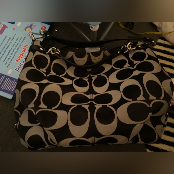 COACH SATCHEL KRISTEN SIGNATURE Monochrome - Picture 6 of 9